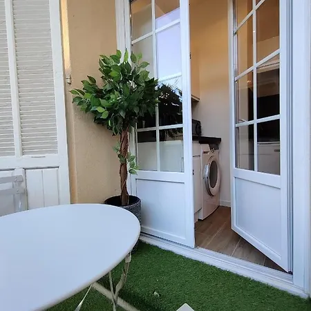 La Porte Bleue טולון