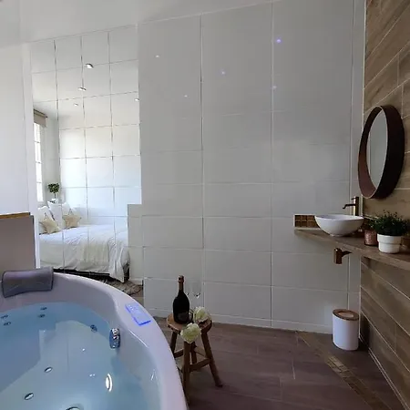 דירה La Porte Bleue טולון